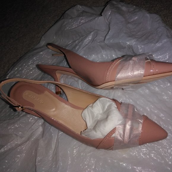 Shoes - Picture 8 of 16